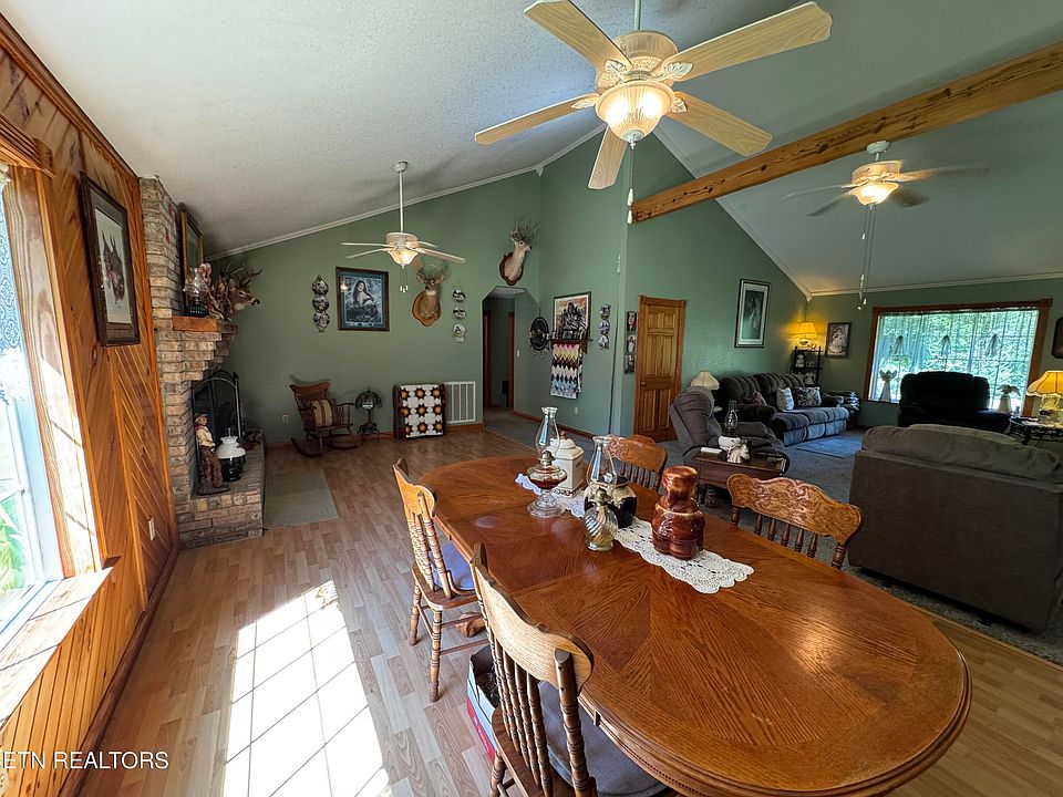 31st image of 439 Elvira Ln