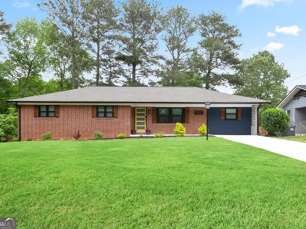 2738 Westchester Dr, East Pt, GA 30344