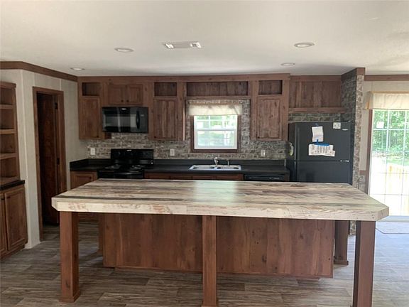 4th image of 9640 137th Ct