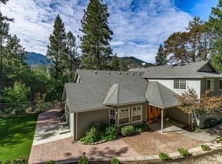 11847 Upper Applegate Rd, Jacksonville, OR 97530