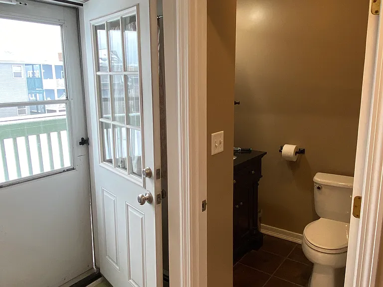 88 Pearl St #3 — Photo 14