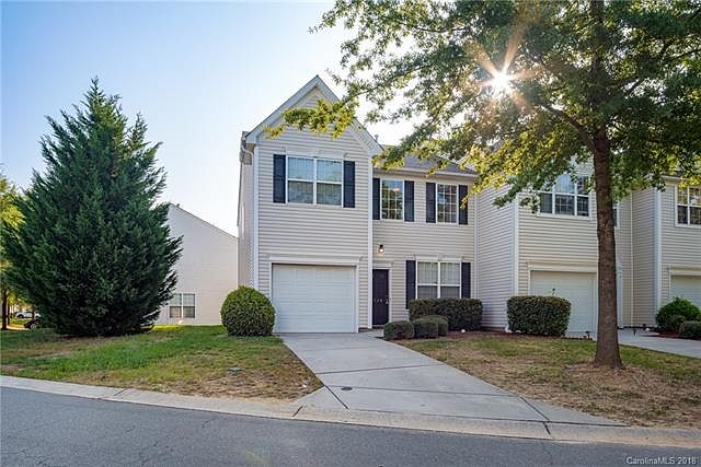 1st image of 7526 Abigail Glen Dr
