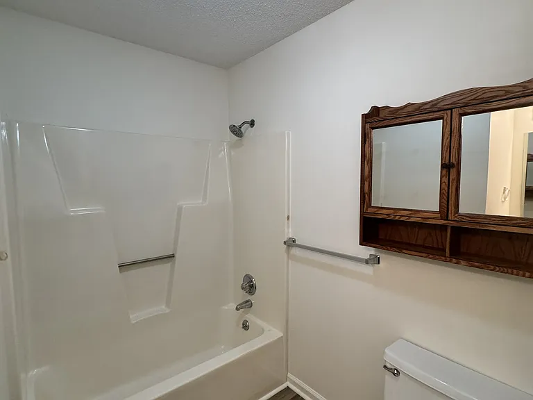 133 Columbine Dr #113 — Photo 6