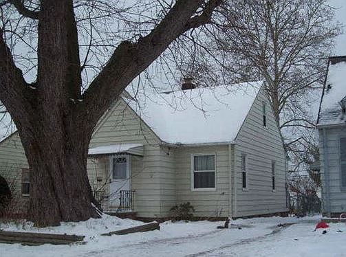2nd image of 4690 E 93rd St