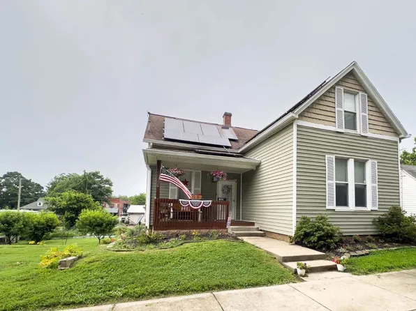 421 9th St, Tell City, IN 47586