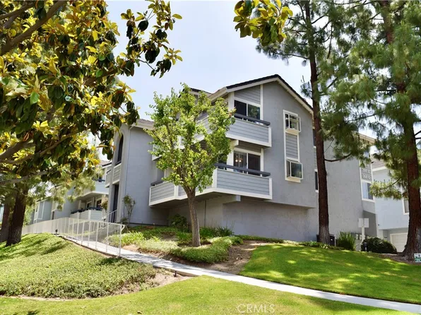26816 Claudette St, Canyon Country, CA 91351