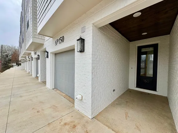 150 Poplar St, Florence, AL 35630