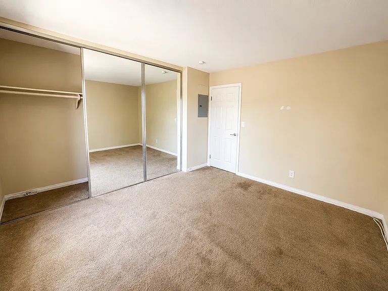 23314 Marigold Ave #S-202 — Photo 5