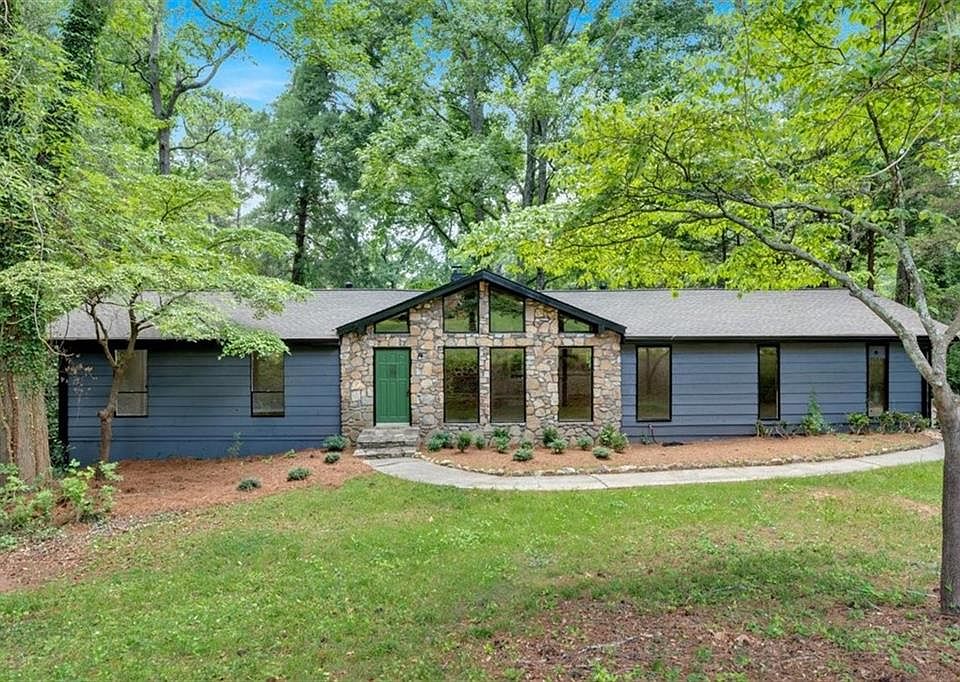 1st image of 4028 Yellow Pine Dr SW