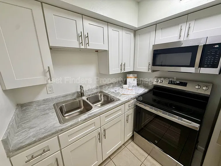 1318 Sydney Pl #5 — Photo 11