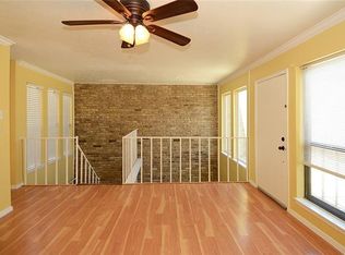 2267 Jamestown Ln, Carrollton, TX 75006