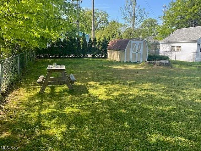 3 bed, 1550 sqft, $2,375 — Photo 2