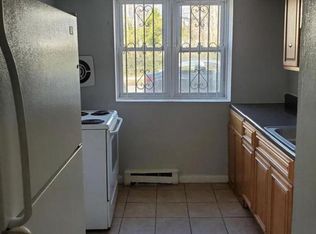 133 Walnut St #8, Montclair, NJ 07042