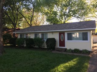 7511 Manor Rd, Crystal Lake, IL 60014