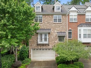 119 Vintage Dr, Chapel Hill, NC 27516