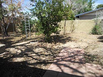 3rd image of 504 E 10th Ave