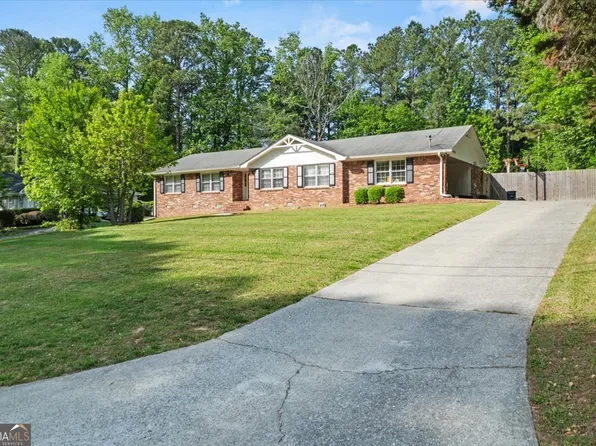 3127 Hidden Forest Dr, Snellville, GA 30078