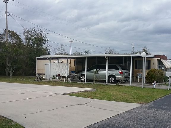 3rd image of 3 Stebbins Dr