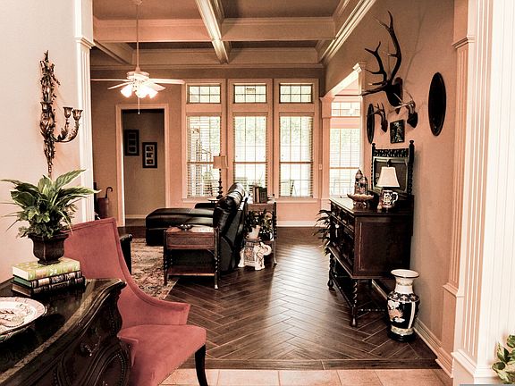 Entry way
