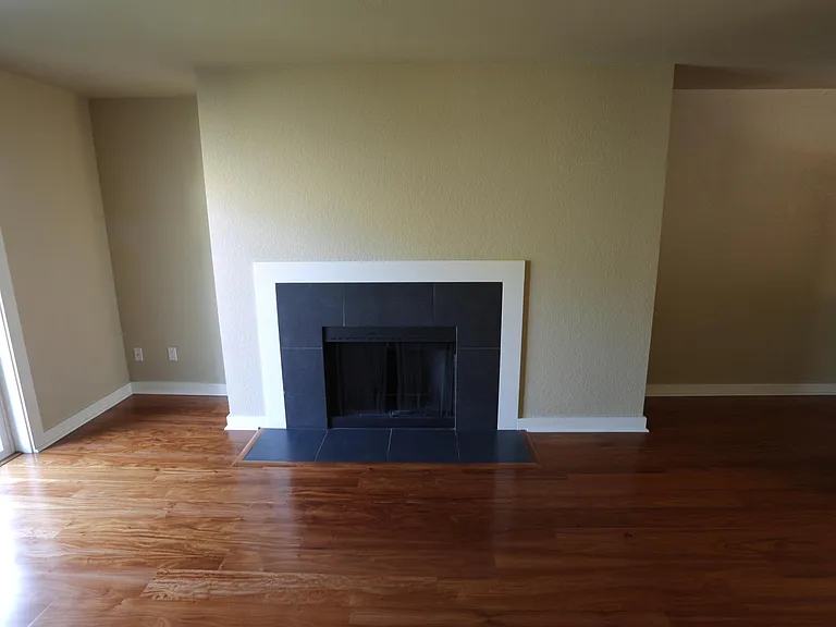 840 NE 125th St #303 — Photo 5