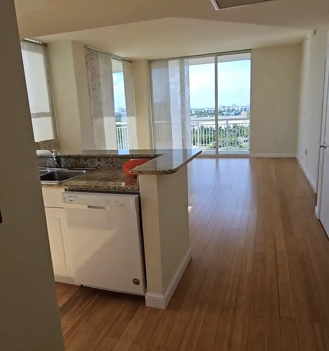 2 bed, 1245 sqft, $3,500 — Photo 2