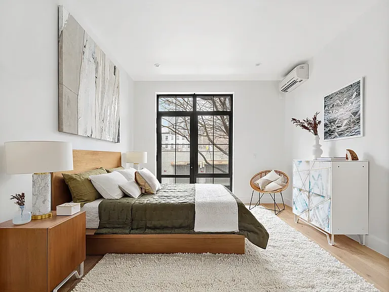 350 Bergen St #502 — Photo 2