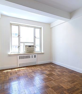 5th image of 35 E 35th St APT 11C
