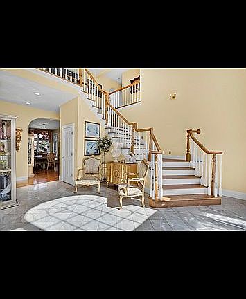 5th image of 748 Brixworth Blvd