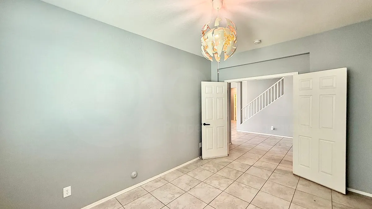 5 bed, 3.0 bath, 2661 sqft, $2,699 — Photo 3