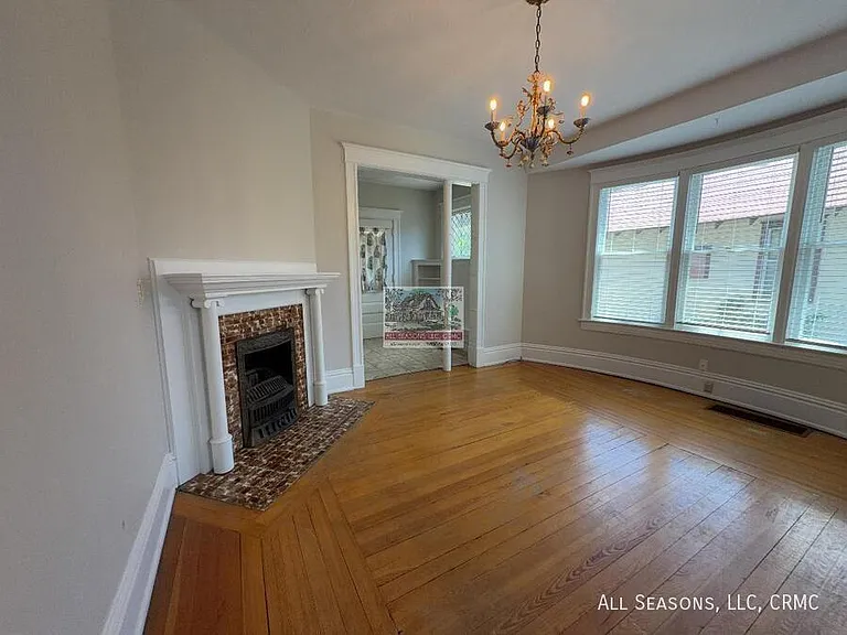 1912 N Nevada Ave — Photo 5