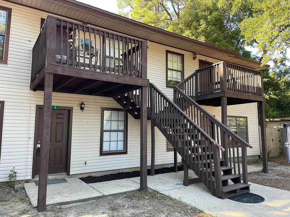 26 Park Cir SE #A