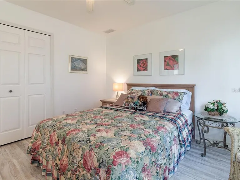 26 Long Meadow Ln — Photo 24