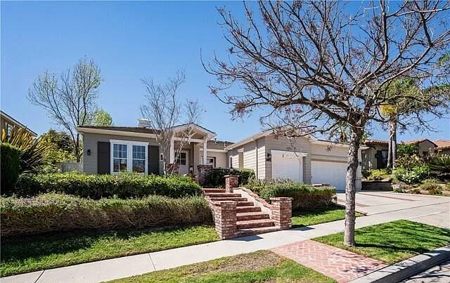 4 bed, 3062 sqft, $8,750 — Photo 4