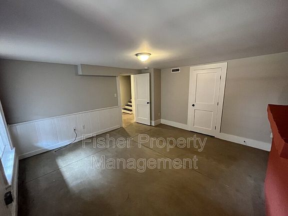 4th image of 2308 Venable St #B