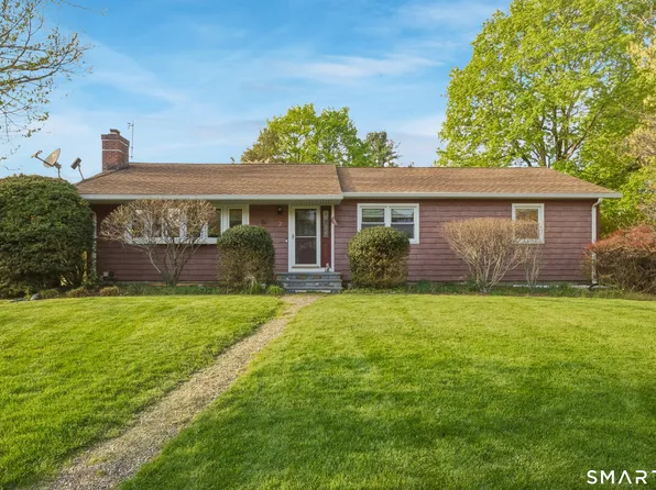 2 Finch Court, Norwalk, CT 06854