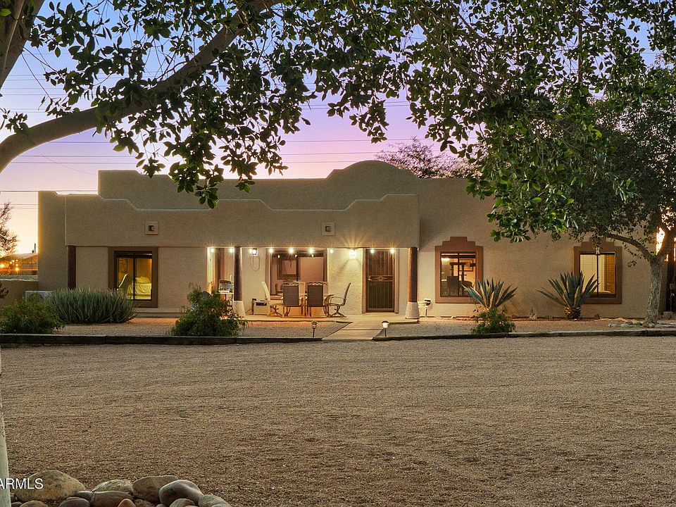 1st image of 385 N Tomahawk Rd