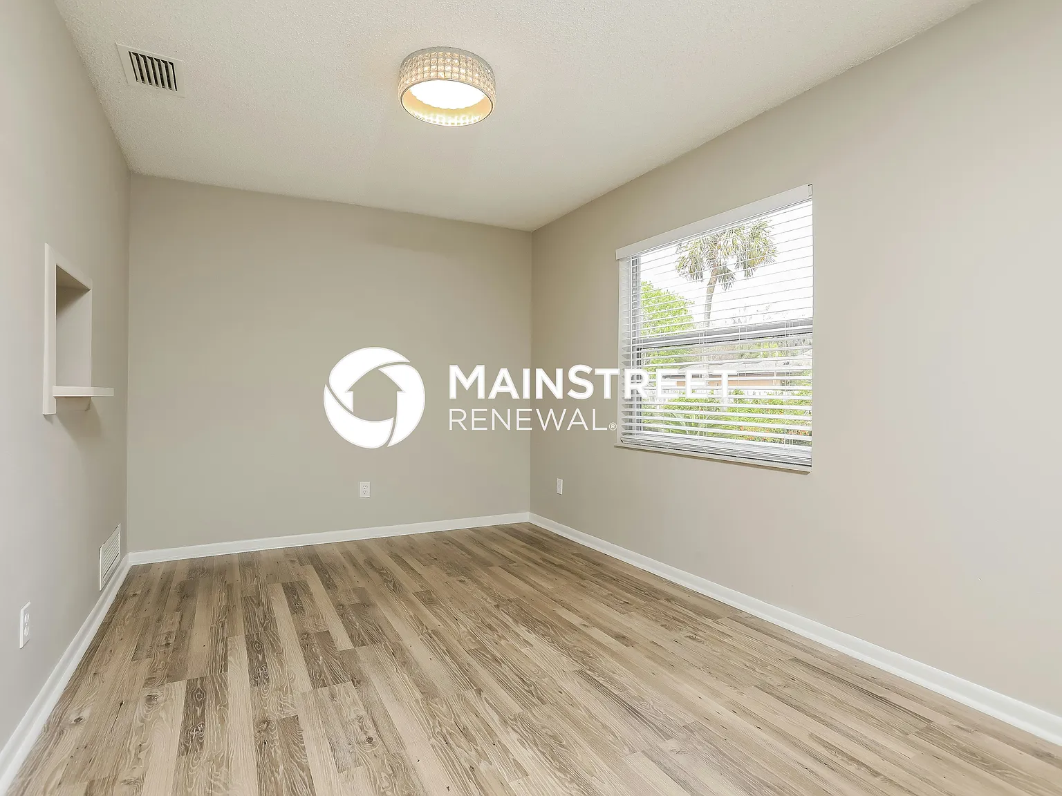 721 Tropic Hill Dr — Photo 4