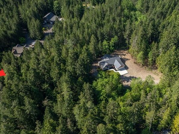 2075 NW Peterson Road, Poulsbo, WA 98370