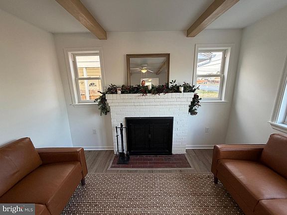 4th image of 972 S Little Creek Rd