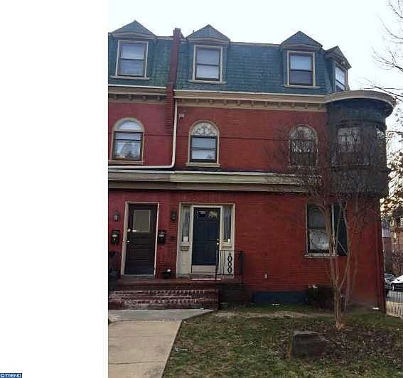 1st image of 900 N Van Buren St