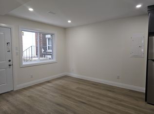 425 Partington Ave #2, Windsor, ON N9B2N4