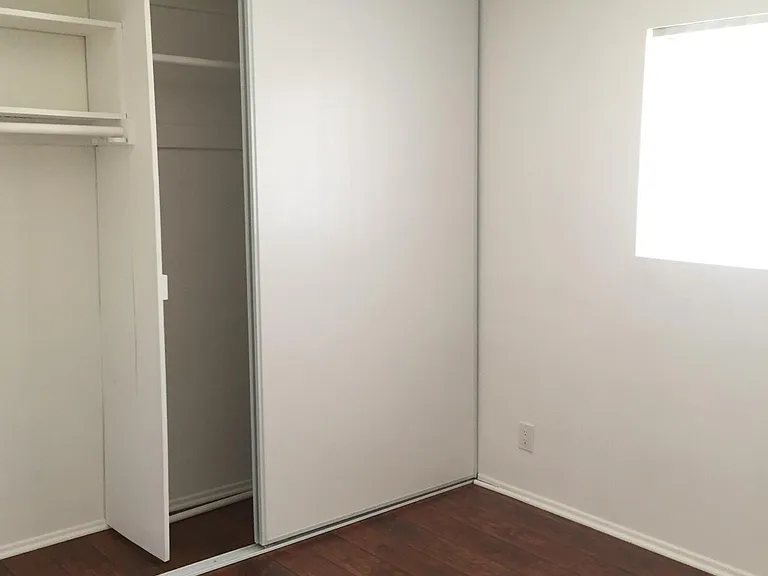 13855 Burbank Blvd #3 — Photo 7