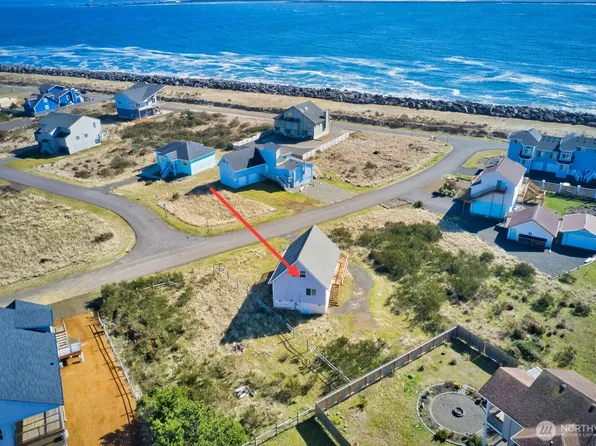 1489 Diamond Head Avenue SW, Ocean Shores, WA 98569