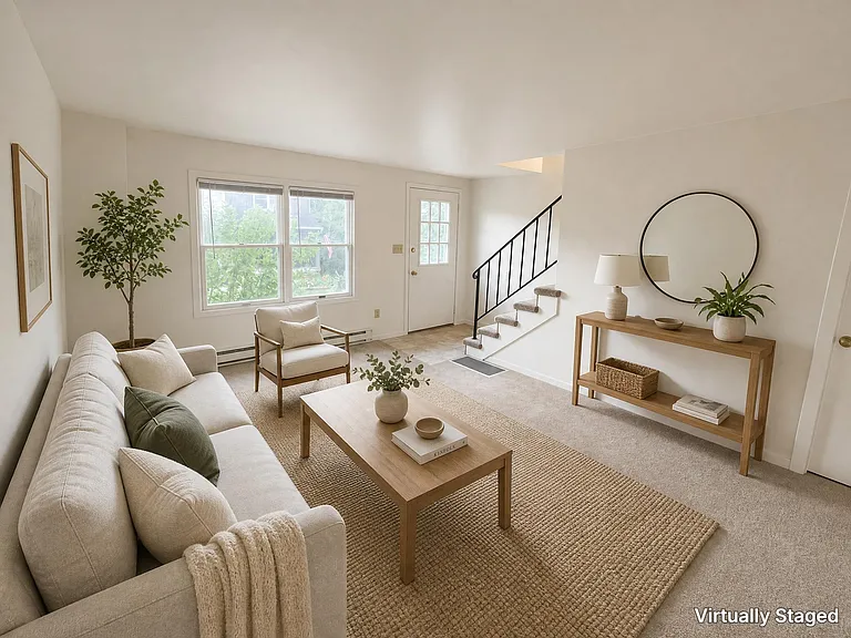 435 Cedarcrest Dr — Photo 1