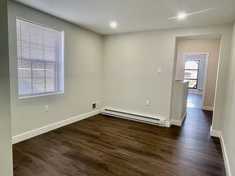 1005 Frankford Ave #2 — Photo 24