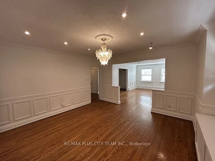 1745 Bathurst St #1 — Photo 4
