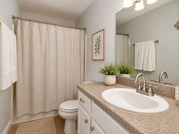 3rd image of 9129 Colony Village Ln