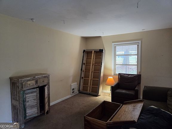 2nd image of 10 Burch Rd