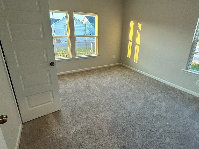 563 Magnolia Terrace Dr — Photo 26