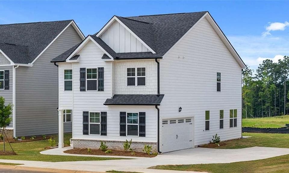 1st image of 302 Friendship Oak Way